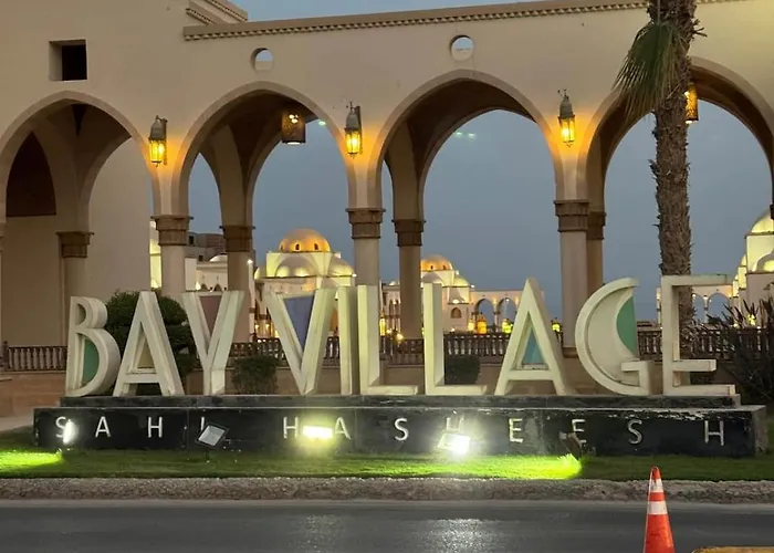 G-01 Elegant 1br| Pool Access & Balcony